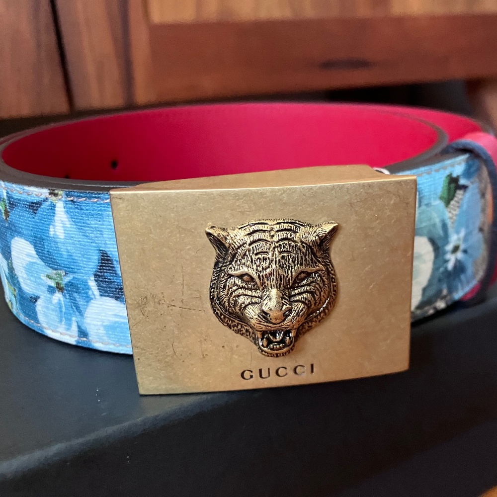 Gucci floral leather belt